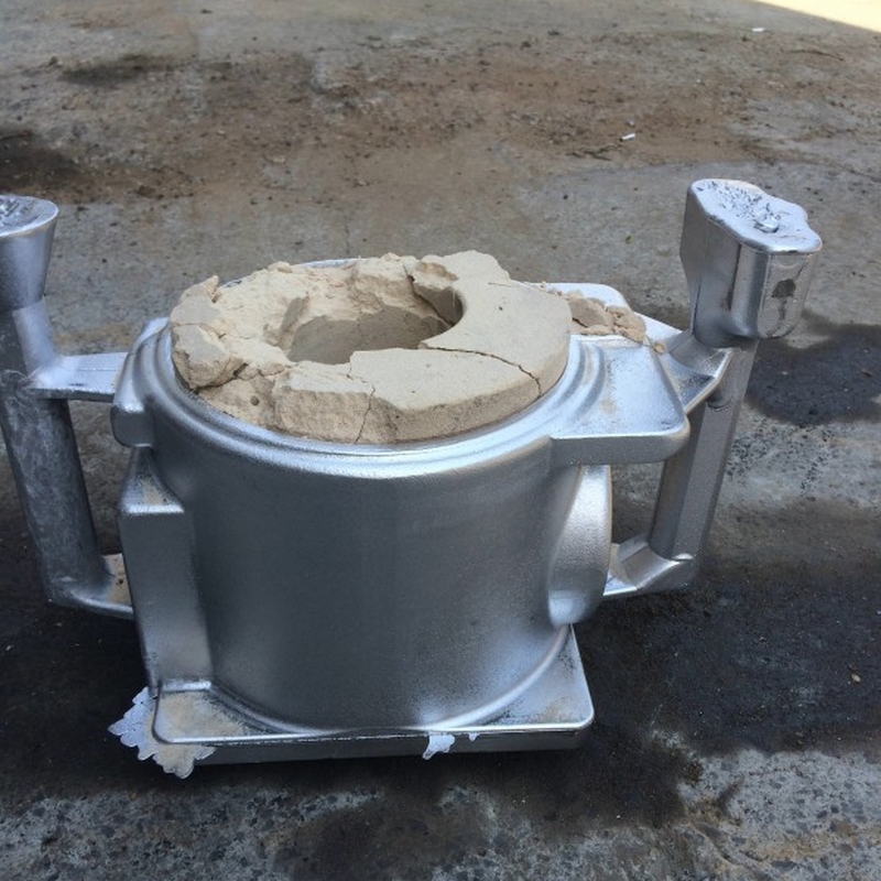 Permanent Mold and Aluminum Casting